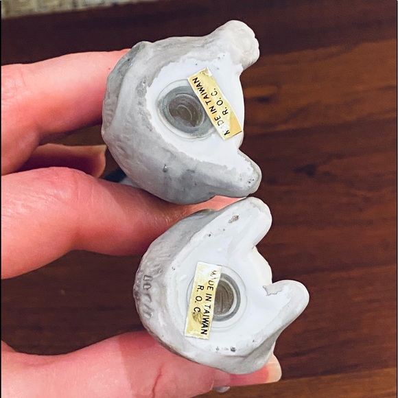 🎄🌟2xHP🌟VTG NWOB Mistletoe Mice Bisque Porcelain Salt/Pepper Shakers - Picture 6 of 8